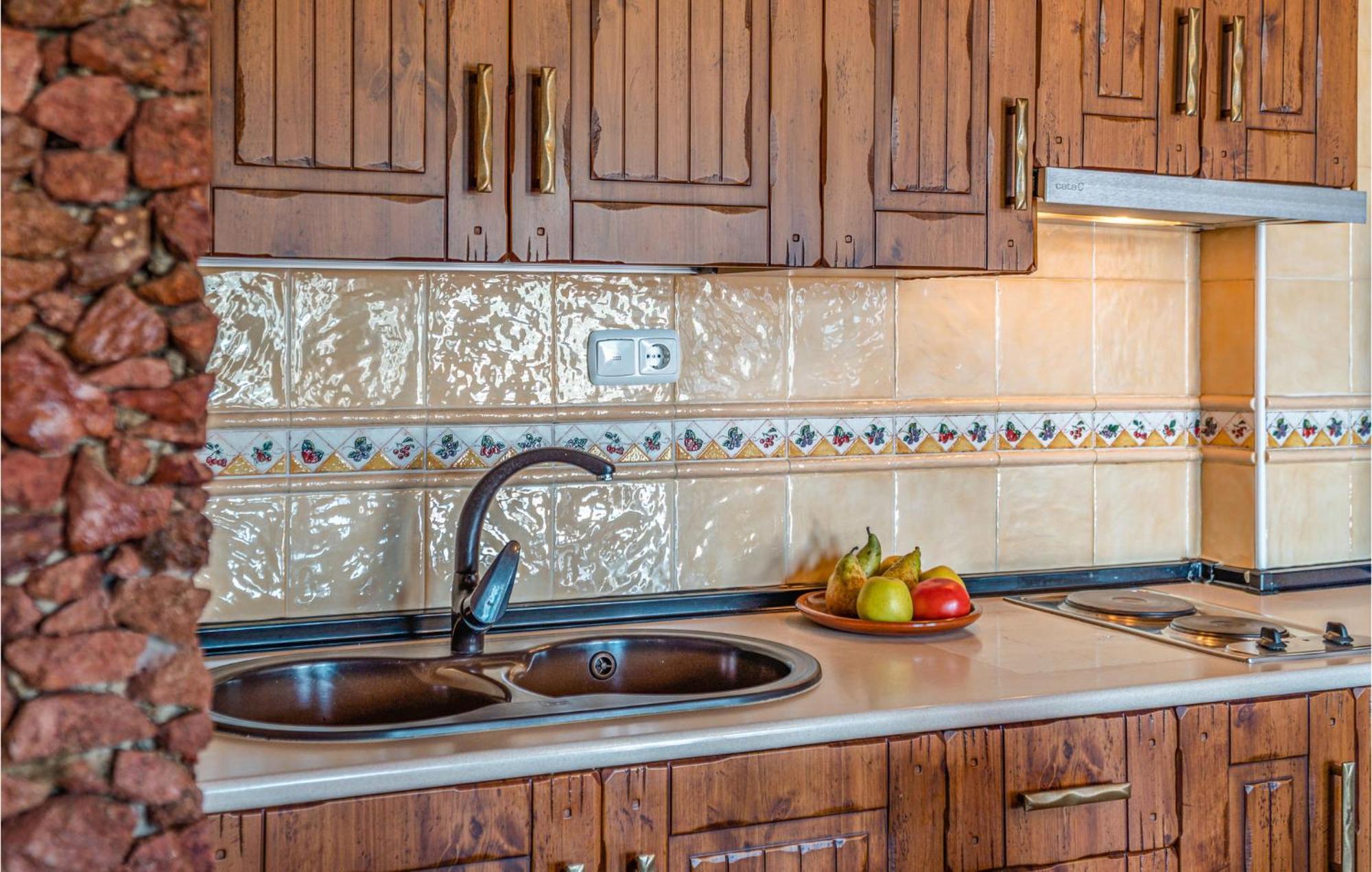 1 Bedroom Lovely Home In Mecina Bombaron Екстер'єр фото