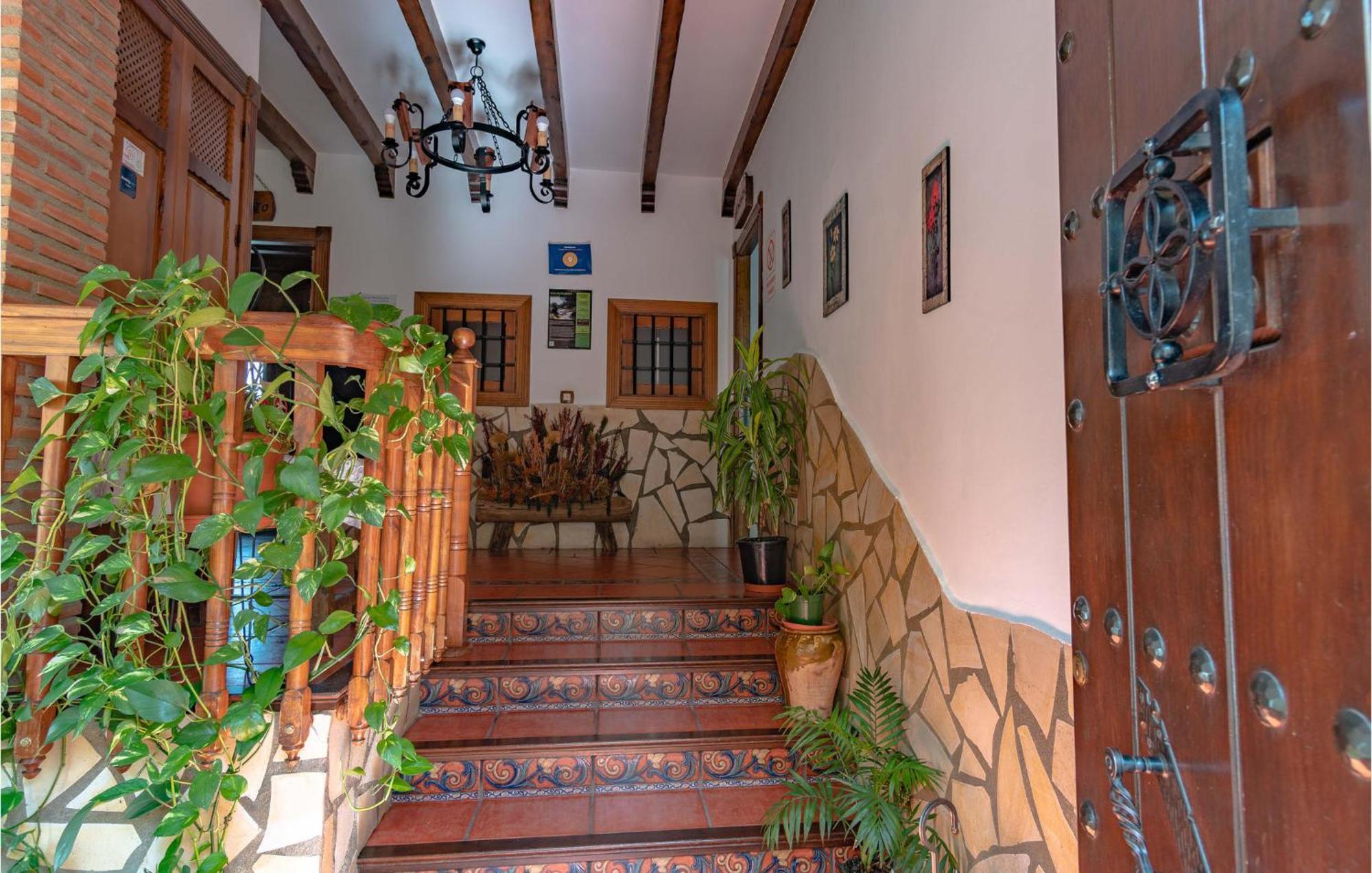 1 Bedroom Lovely Home In Mecina Bombaron Екстер'єр фото