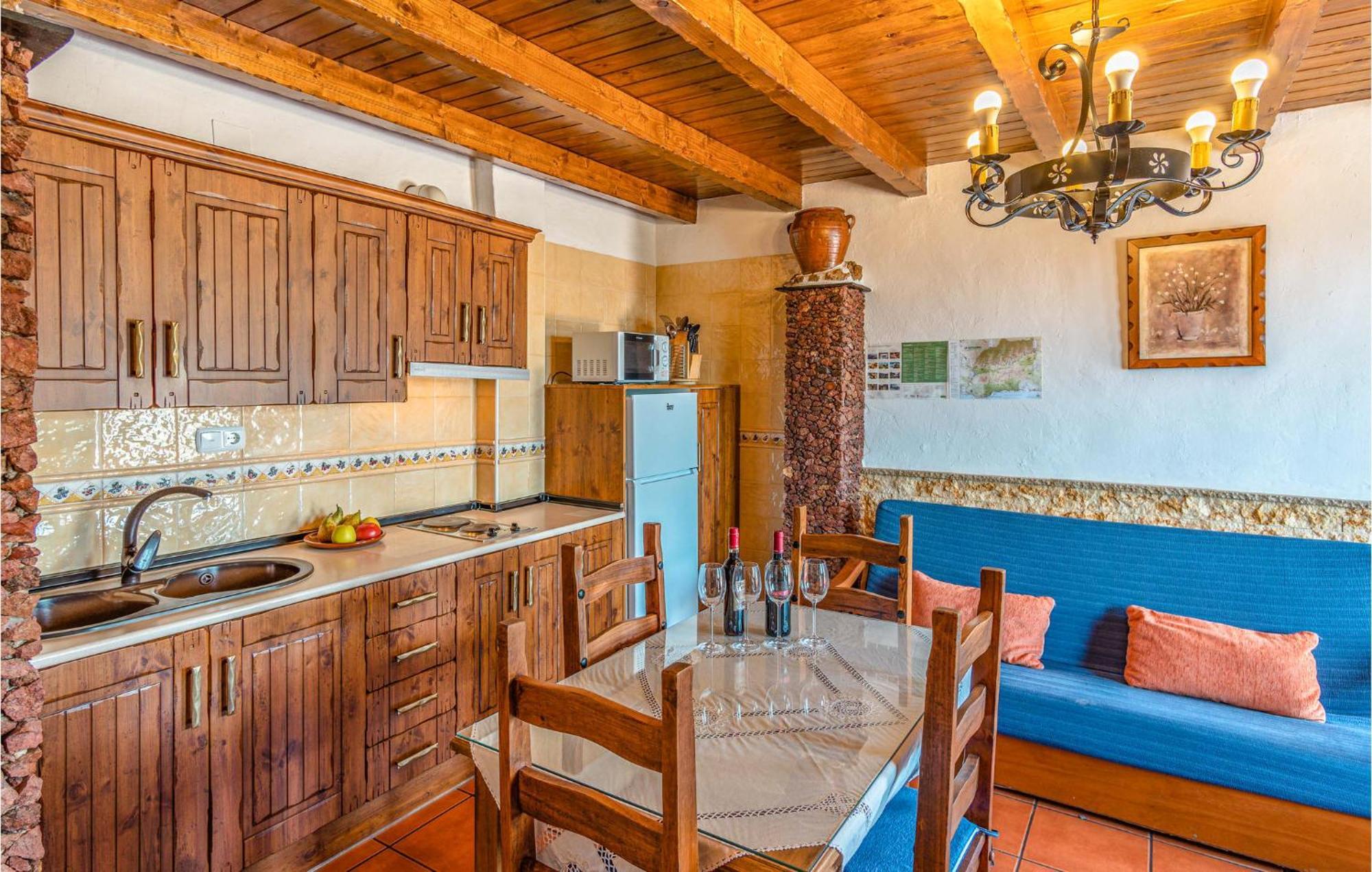 1 Bedroom Lovely Home In Mecina Bombaron Екстер'єр фото